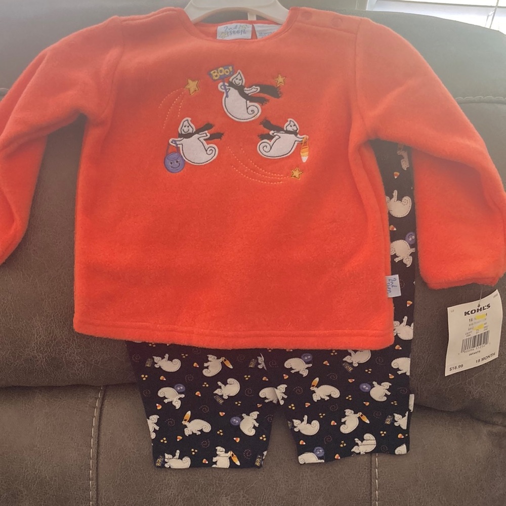 HALLOWEEN TWO PIECE 18 months